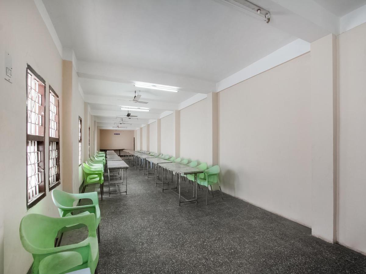 Spot On 43451 Hotel Sakunthala International Tirunelveli Dış mekan fotoğraf